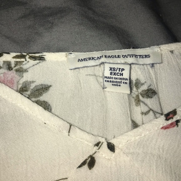 American eagle floral off the shoulder top - Picture 5 of 5